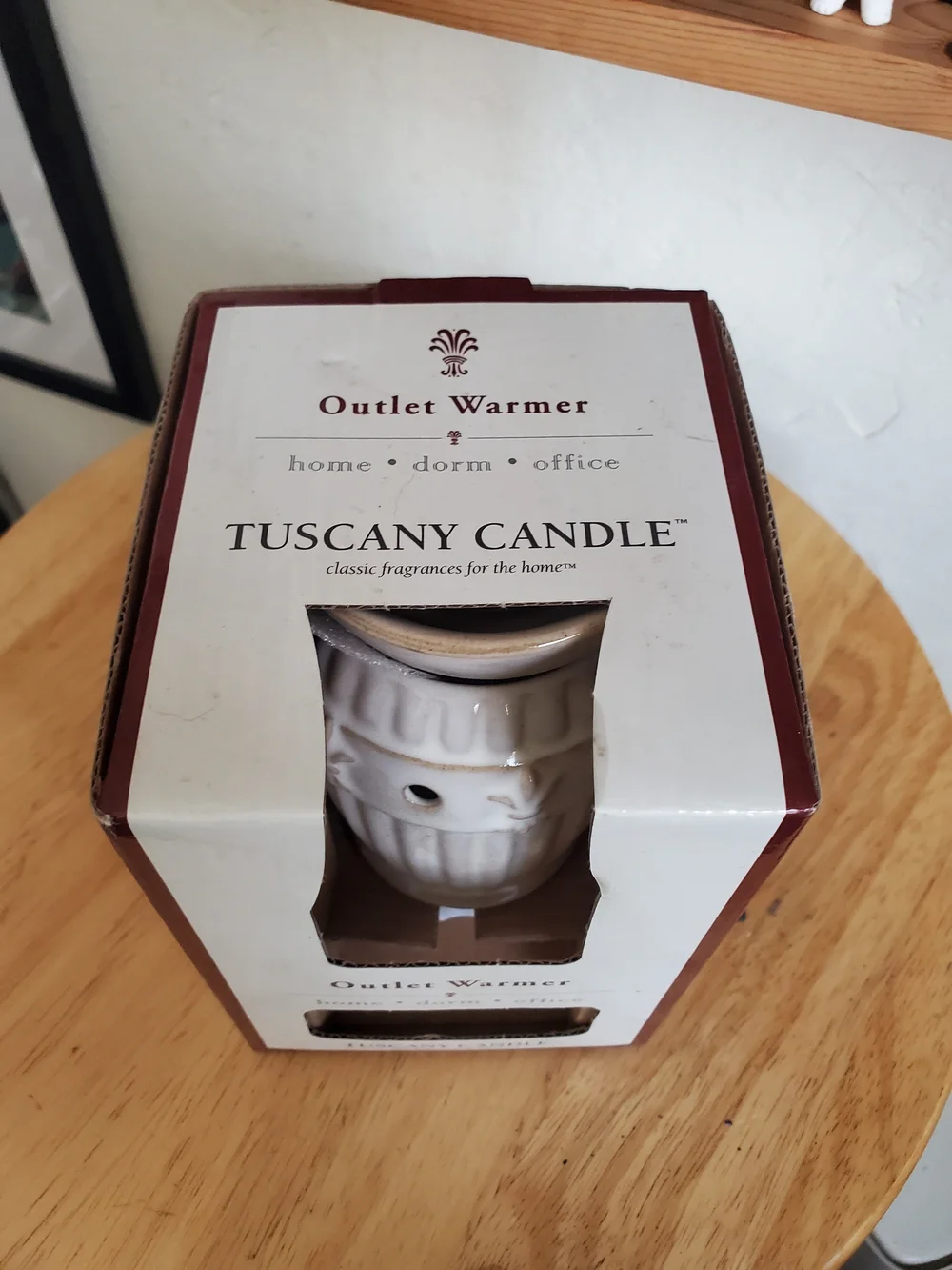 Tuscany Candle Cream Outlet Warmer